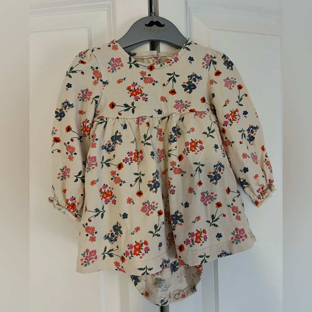 HEMA Baby Floral Long Sleeve Dress 3-6M Cream Orange Bodysuit Dress